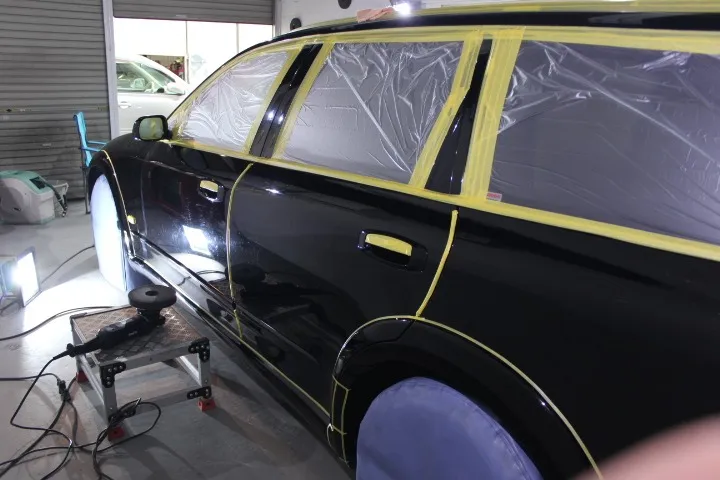 塗装の薄い車の磨き方、ソリッドブラックの研磨方法とは？