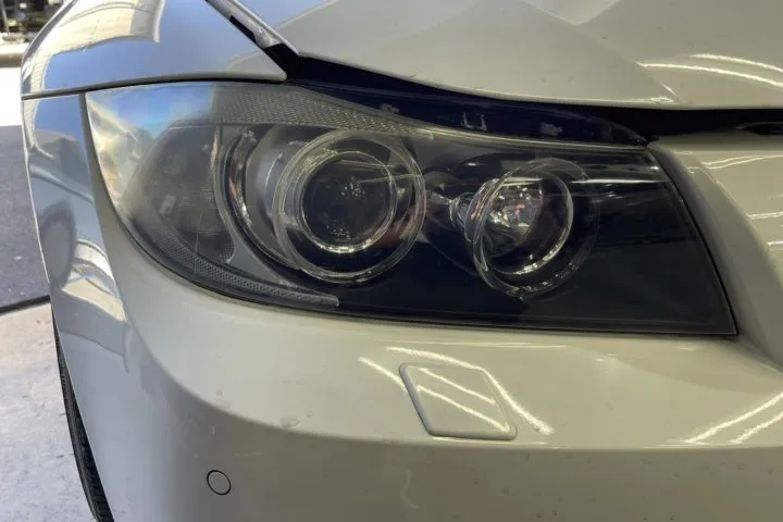 BMWのヘッドライト劣化の特徴