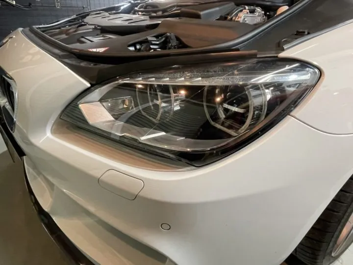 BMW650iのヘッドライト磨きとライトスモークプロテクション