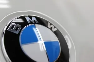 BMW116iの板金塗装とガラスコーティング施工/町田市N様