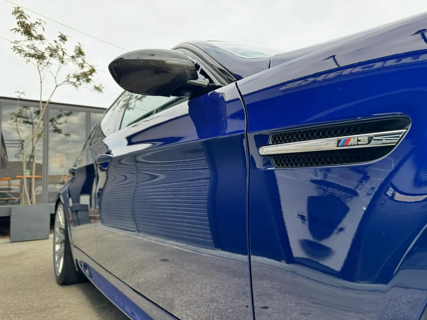 本日はBMWM3のボディコーティング(MICROFENCE)...