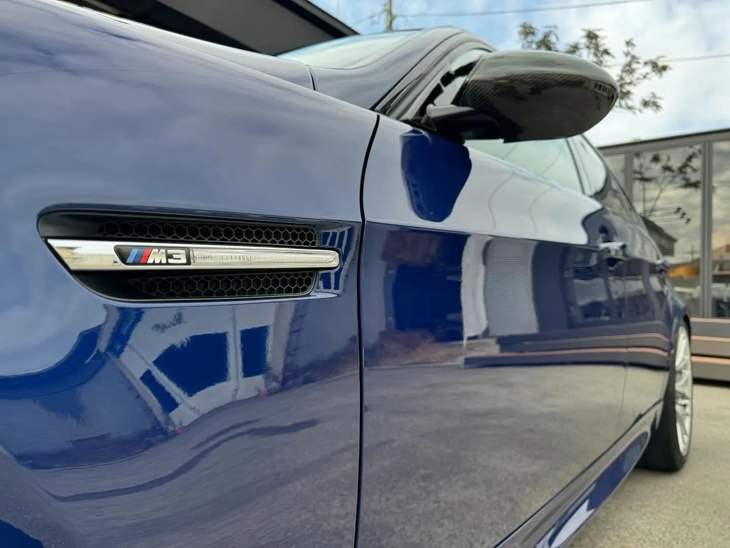 本日はBMWM3のボディコーティング(MICROFENCE)...