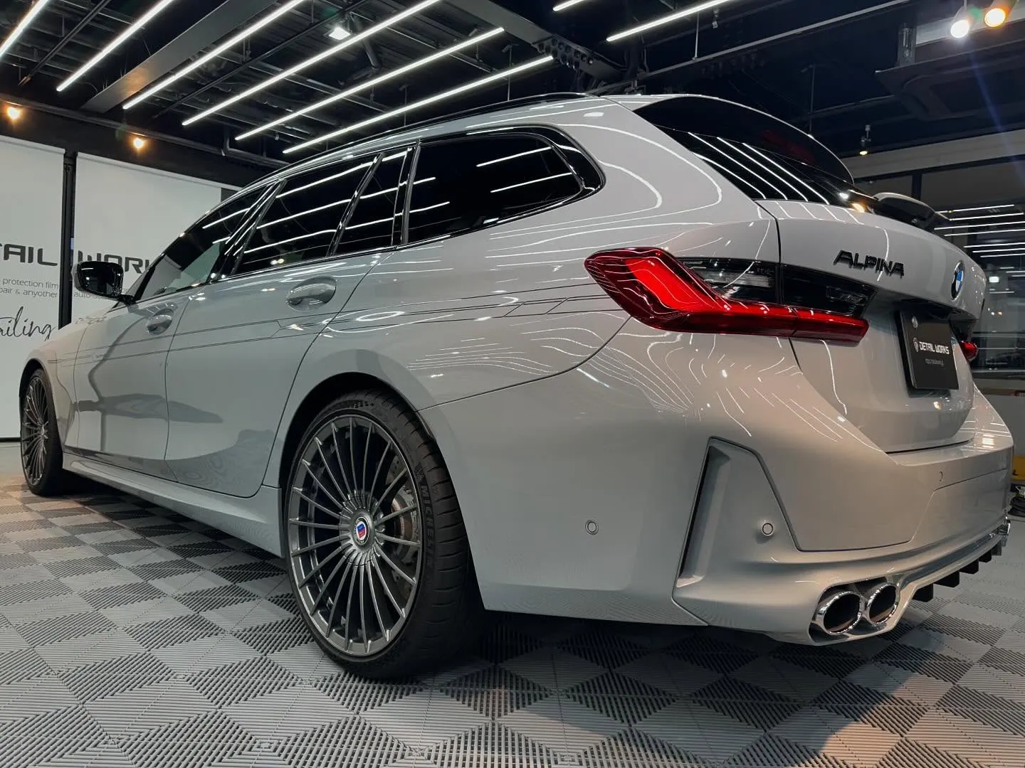 本日はALPINA D3Sのボディコーティング(MICROF...