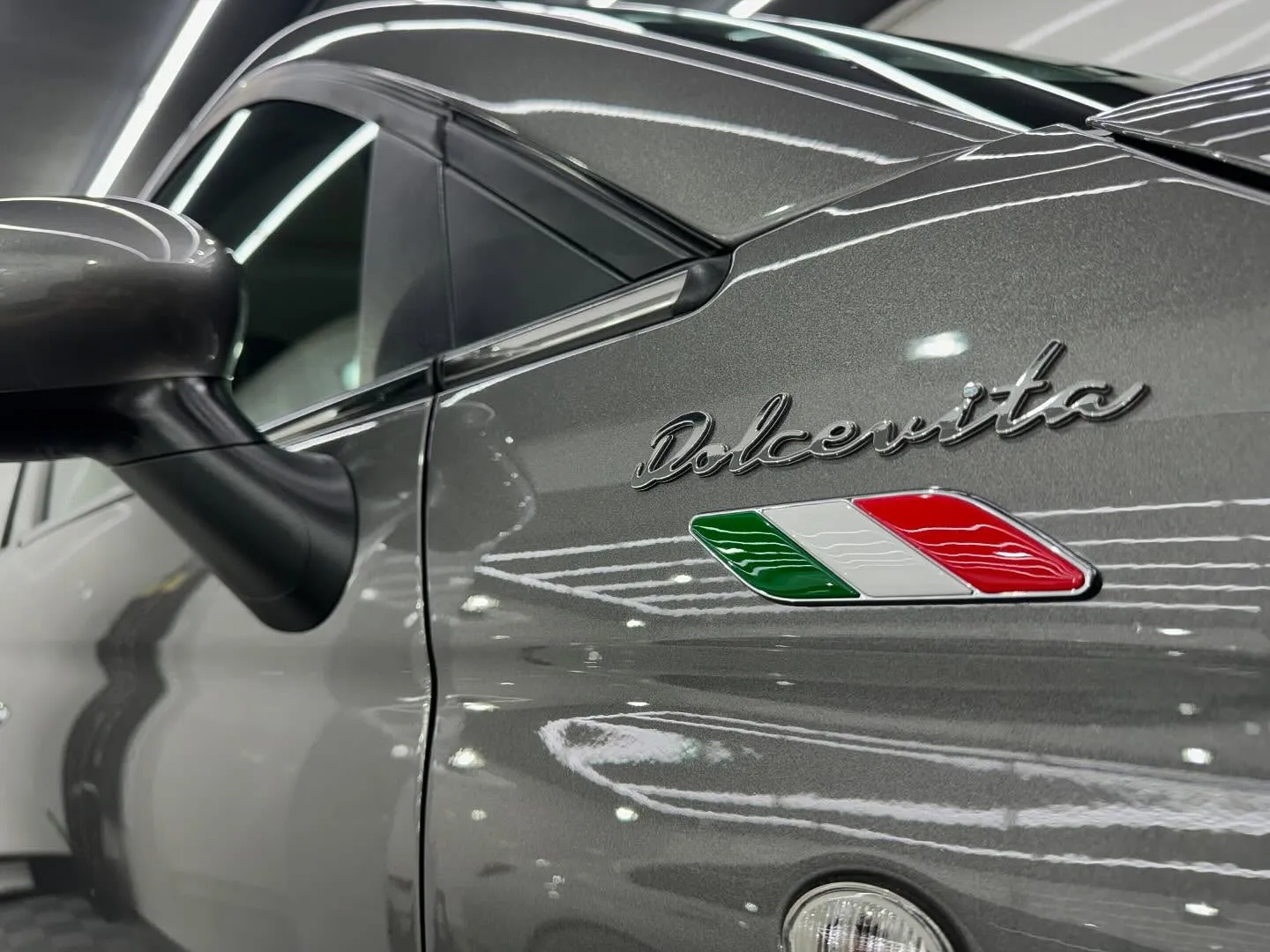 本日はフィアット500 Dolcevitaのボディコーティン...