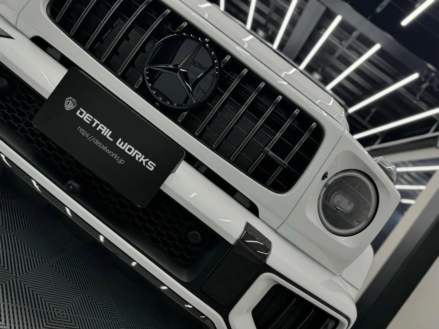 本日はG63AMGのフロント周り、スペアタイヤカバー、その他...