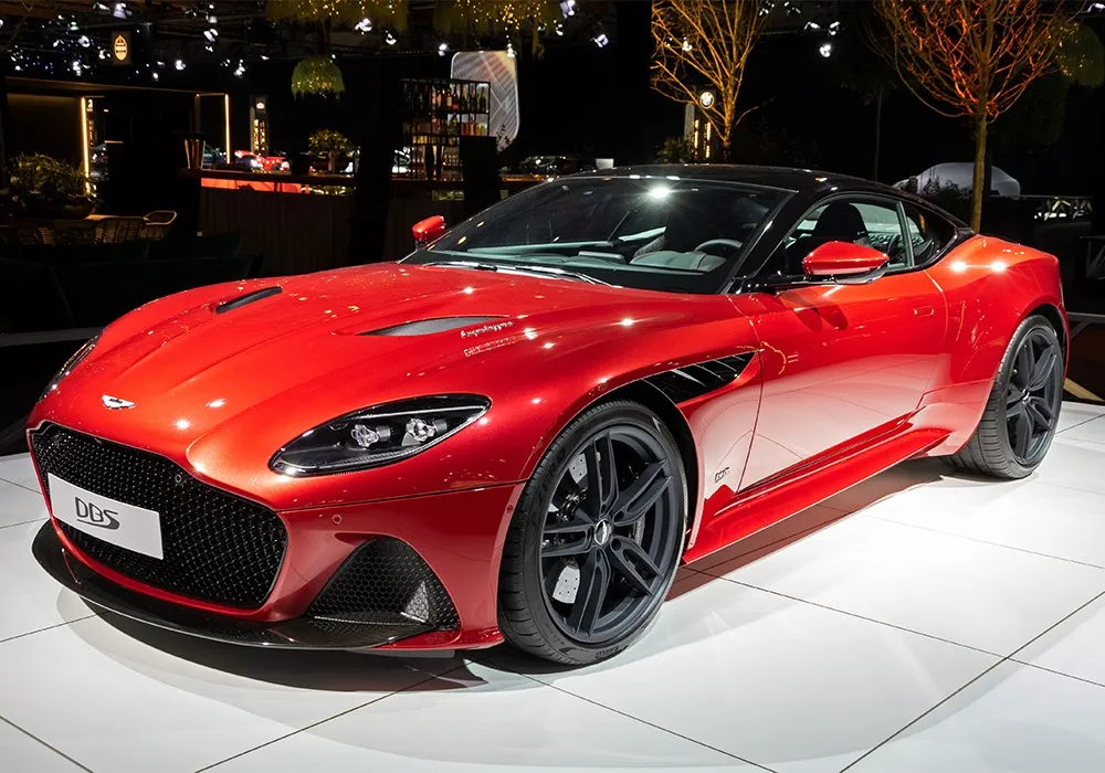 施工価格や内容はディーラーによって違う