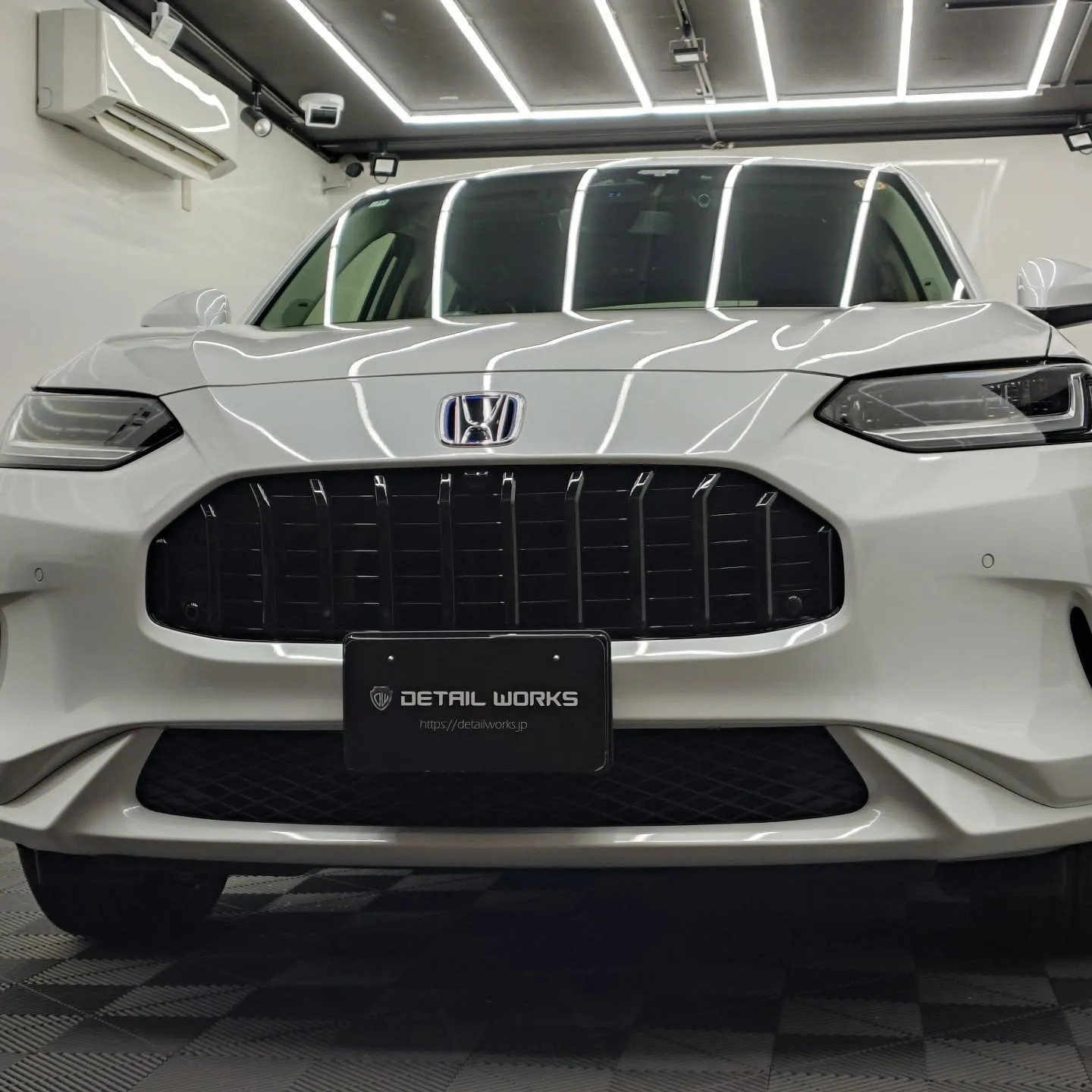 HONDA ZR-Vのボディコーティングのご依頼を頂きました...