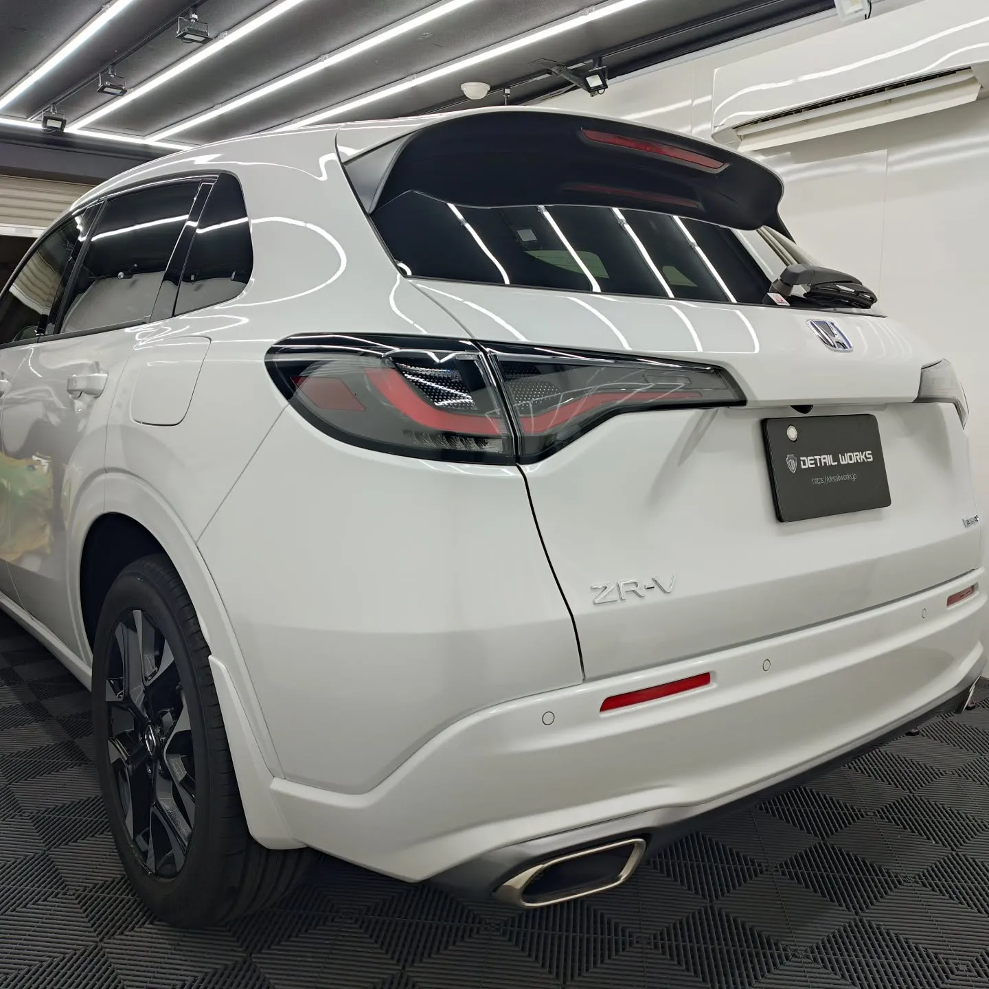 HONDA ZR-Vのボディコーティングのご依頼を頂きました...