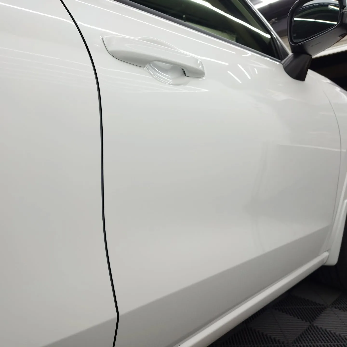 HONDA ZR-Vのボディコーティングのご依頼を頂きました...