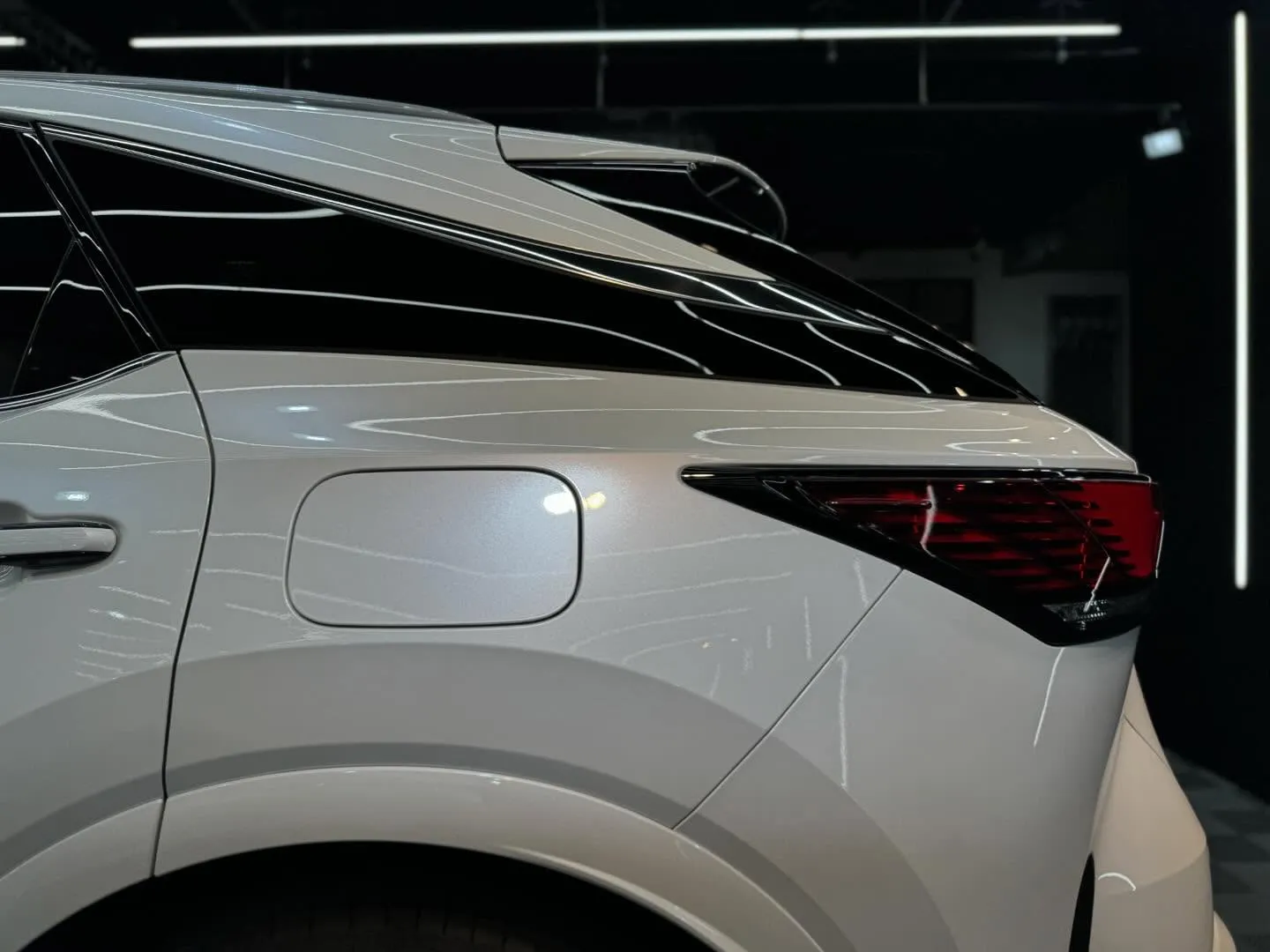 新車LEXUS RX450hの各種コーティング、ヘッドライト...