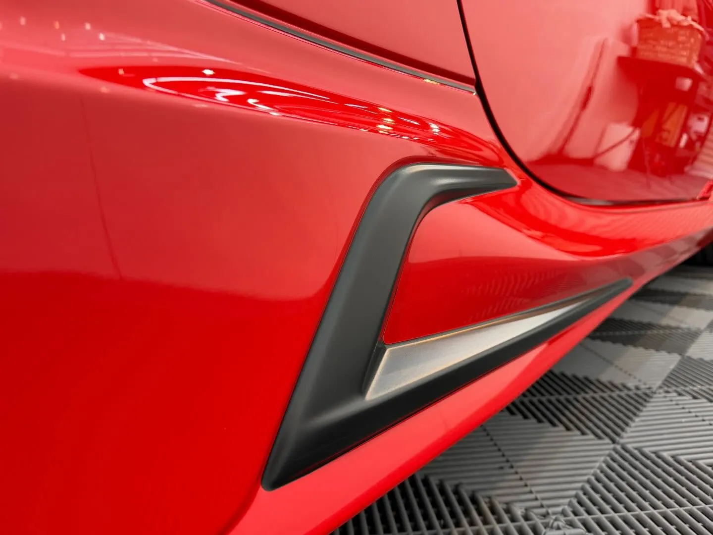 TOYOTA GR86のボディコーティングとシートコーティン...