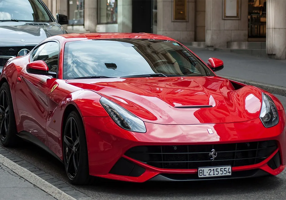 レクサス車の塗装の特徴とコーティングの必要性