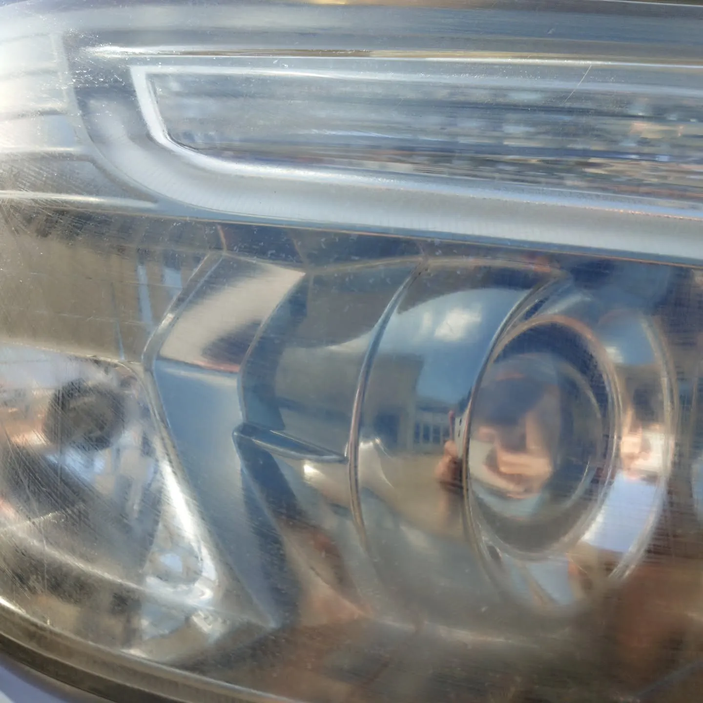 東京都八王子市T様よりヘッドライト研磨のご依頼をいただきまし...