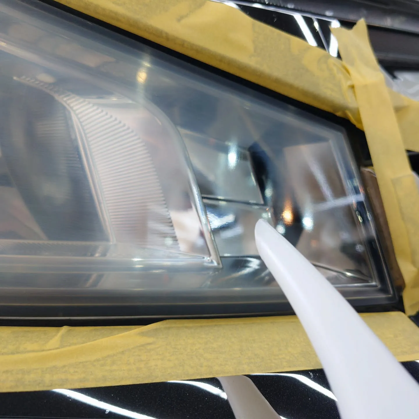 東京都八王子市T様よりヘッドライト研磨のご依頼をいただきまし...