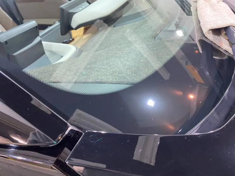 BMWi３のフロントガラス撥水加工