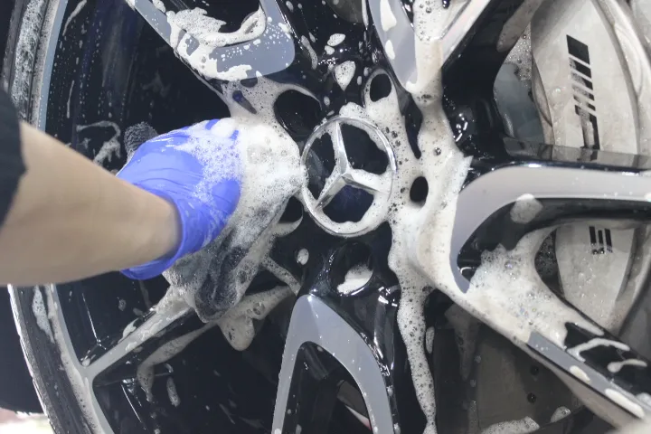 輸入車のホイールの洗浄方法