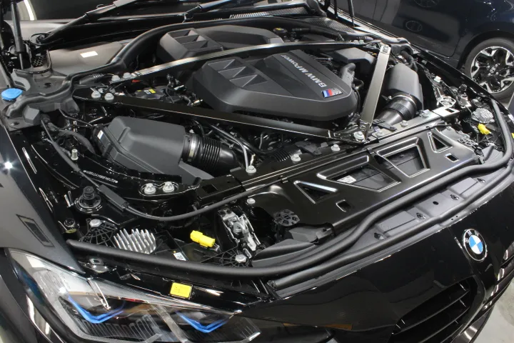 M3の直列６気筒「BMW Mツインパワー・ターボ・ガソリン・エンジン」
