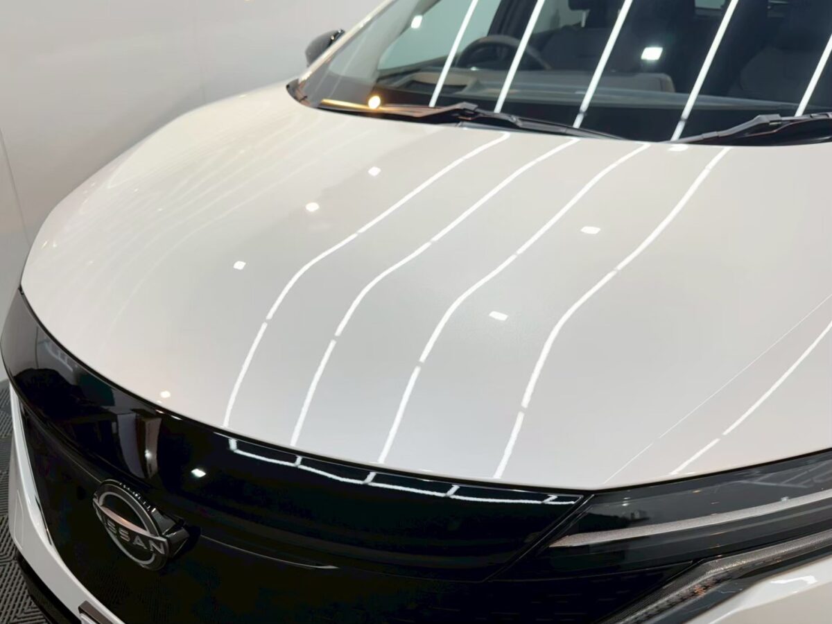 日産アリア　コーティング施工