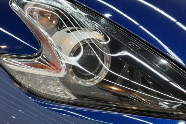 日産フェアレディZ【Z34】ヘッドライトのハードコート剥がれリペア/東京都小平市M様